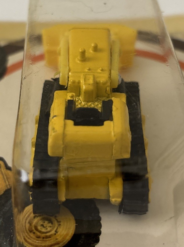 1981 Zee Toys Mini Macks Track-Type Loader (2)