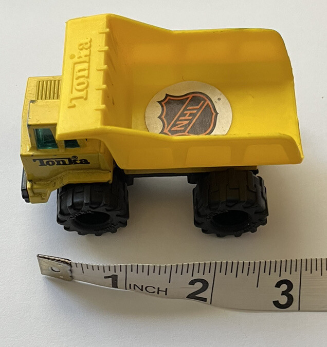 Vintage 1992 Tonka Dump Truck Diecast and Plastic 3″