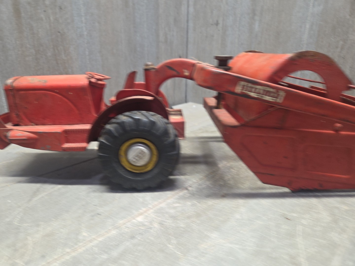 Doepke Model Toys Heiliner Earth Mover Scraper Construction Tractor Vintage 50’s