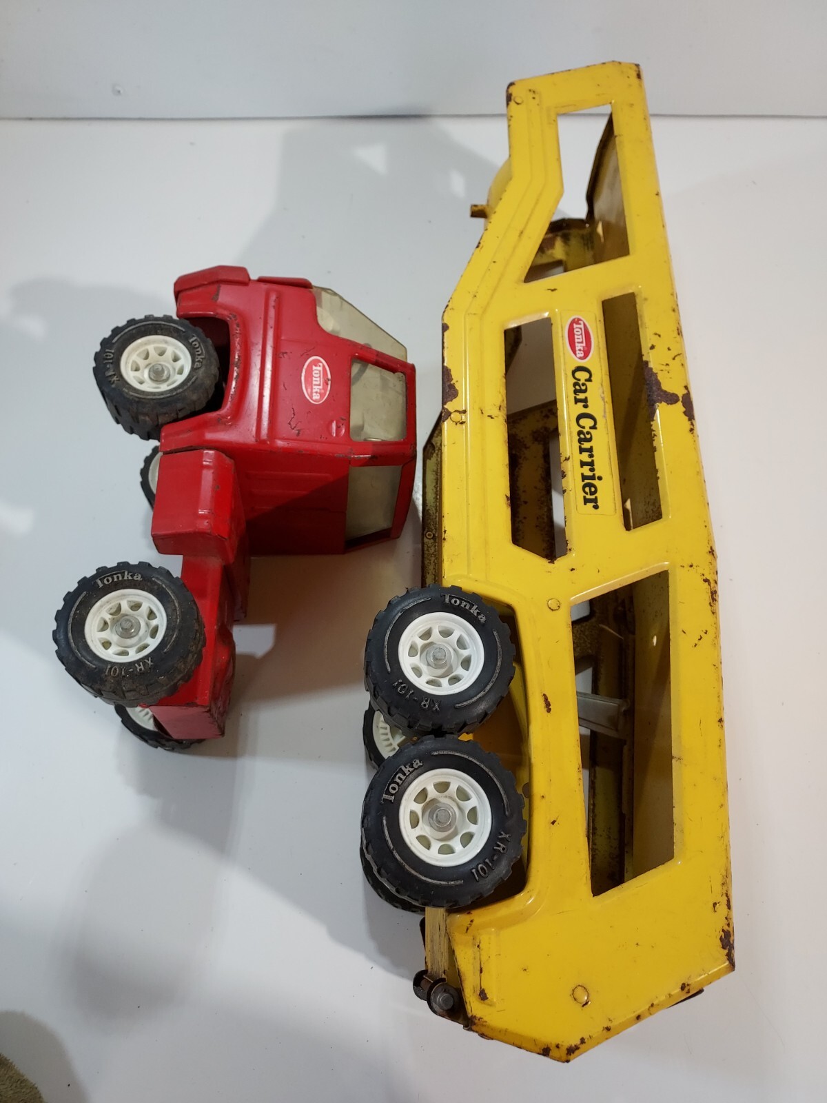 Vintage Pressed Steel Metal Tonka Car Carrier/Hauler Semi Truck Tractor Trailer