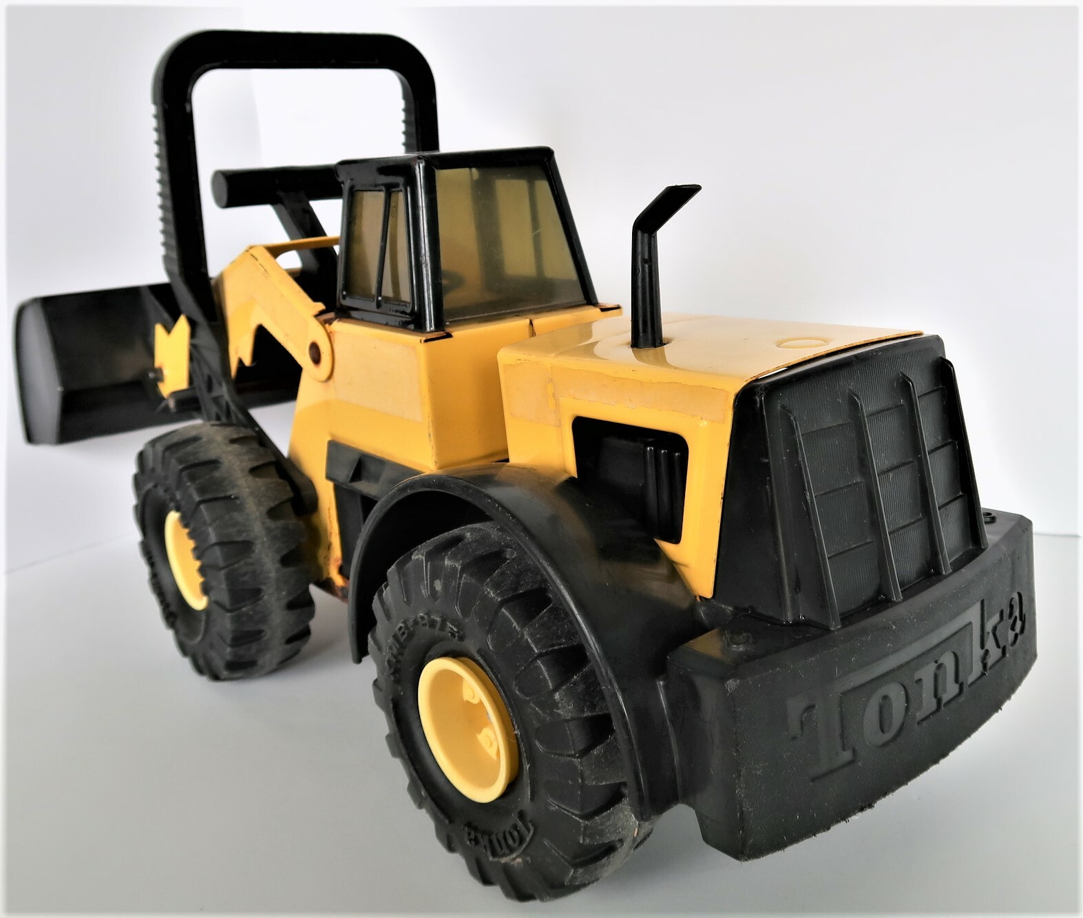 Tonka “Mighty 728” Front End Loader Hasbro 1999