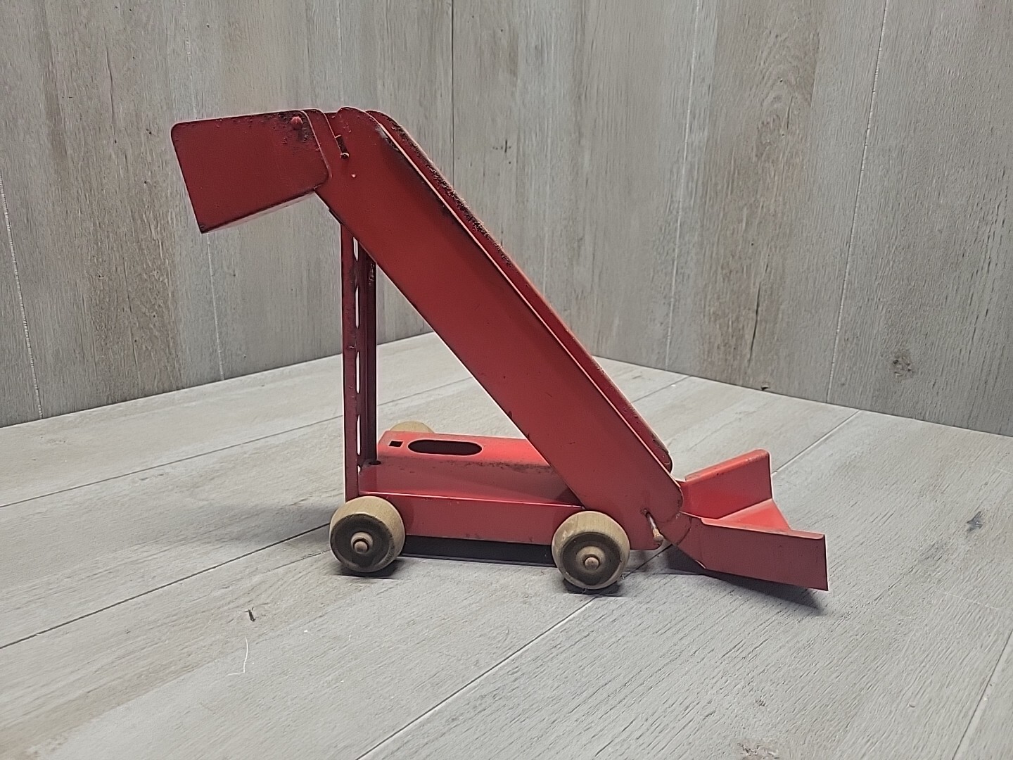 Vintage Rare Portable Scoop-N-Load Sand Loader W/ Wooden Wheels