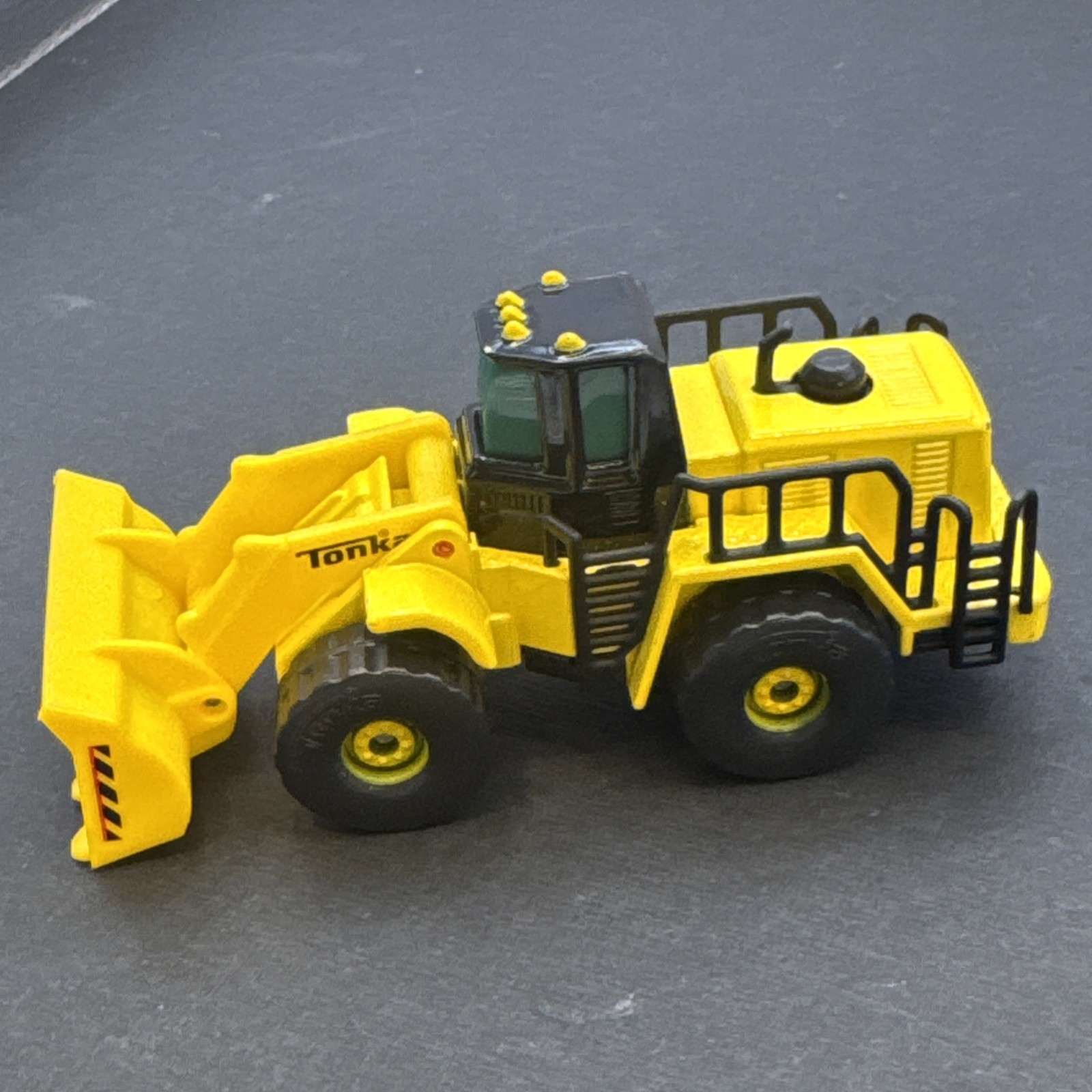 Tonka Diecast Front End Loader, Metal / Plastic Loose VGUC