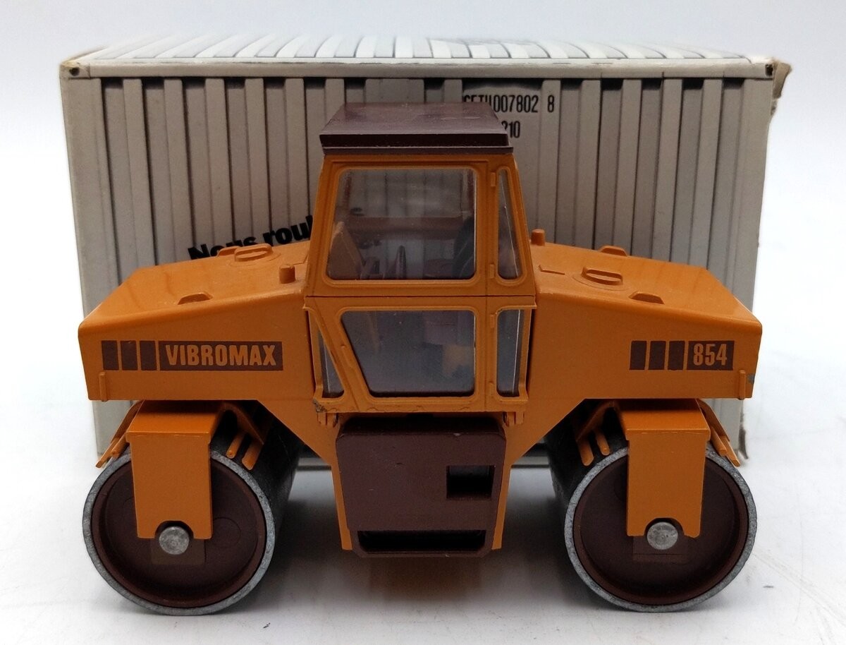 Conrad 2702 1:35 Scale Diecast Vibromax 854 Road Roller EX/Box