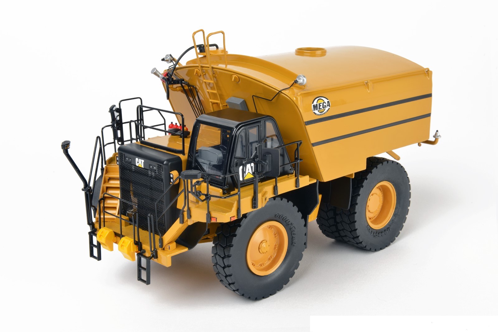 Caterpillar 777G Truck w/ Mega MTT20 Water Tank – 1/48 – CCM – Diecast – 2016