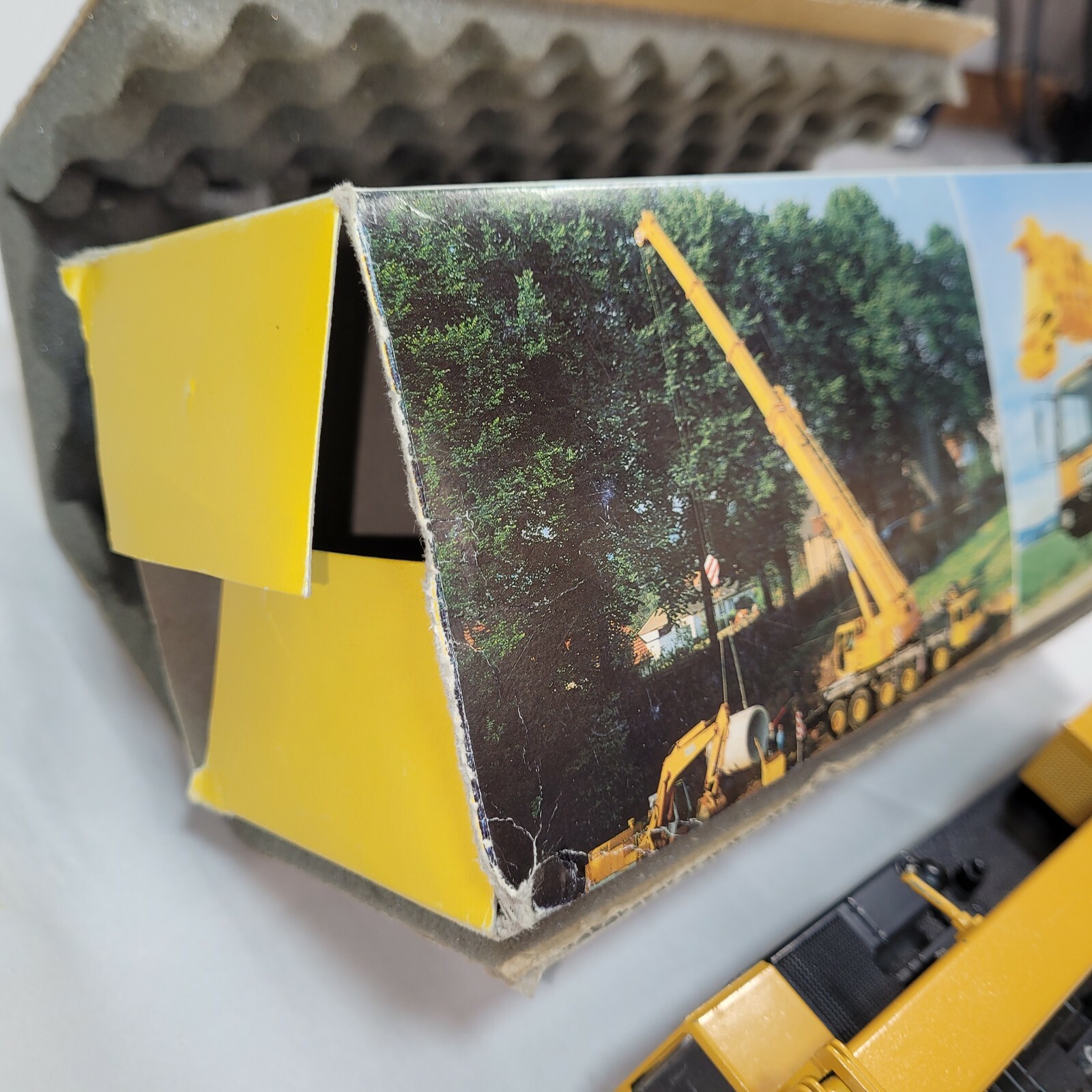 Conrad LIEBHERR LTM 1100/1 Mobile Crane 1:50 scale Die-Cast