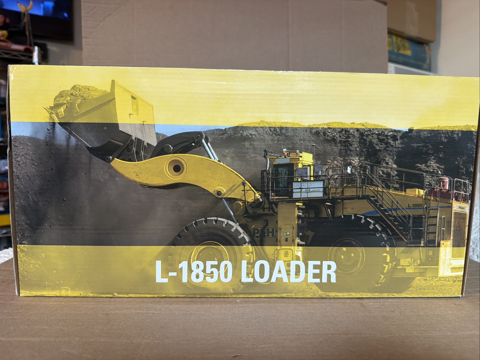 Komatsu L-1850 Wheel Loader – Weiss Bros 1:50 Scale Diecast Model #WBR034 New