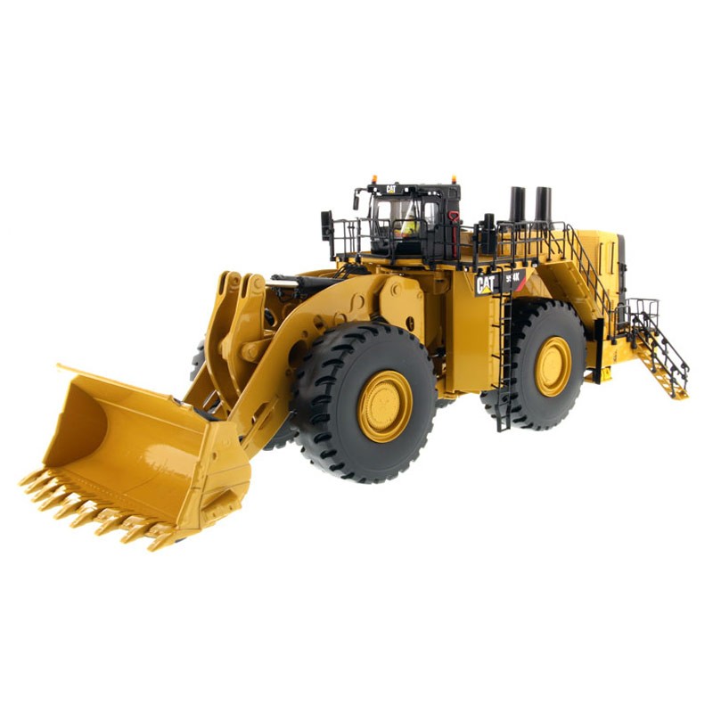 1/50 Caterpillar CAT 994K Wheel Loader w/ Rock Bucket by Diecast Masters 85505