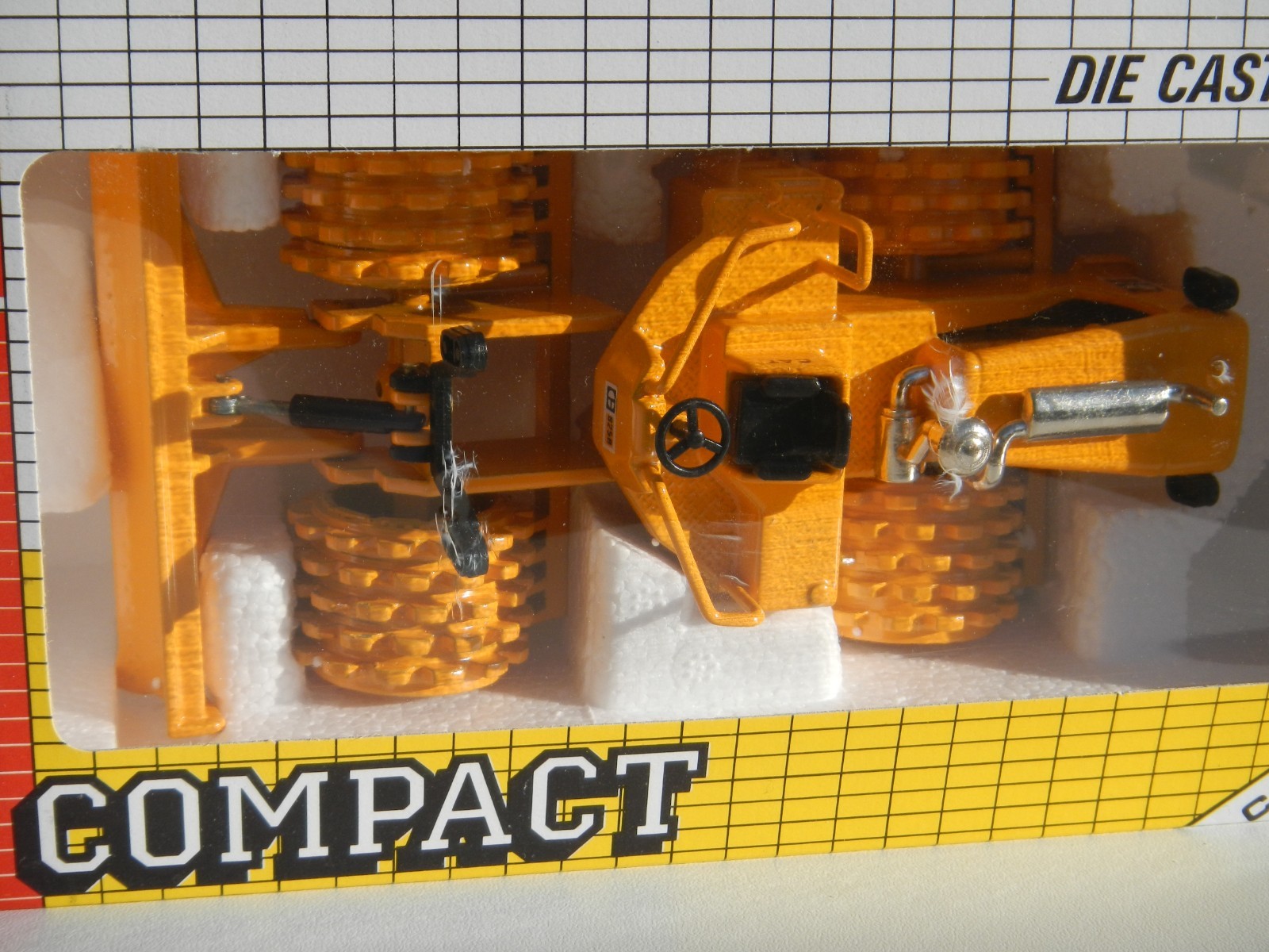 JOAL COMPACT CATERPILLAR 825-B COMPACTOR 1:50