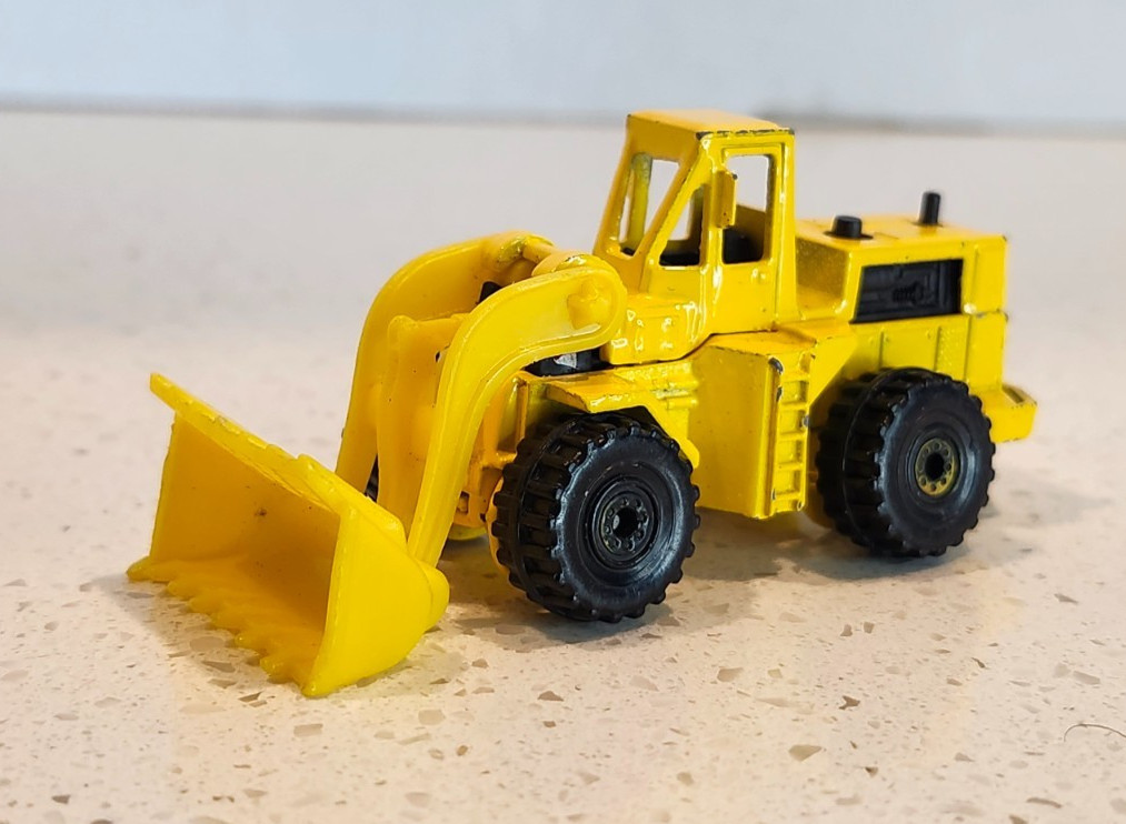 Vintage 1979 Mattel Hot Wheels Yellow Cat 3 Wheel Loader 1172 Diecast Malaysia