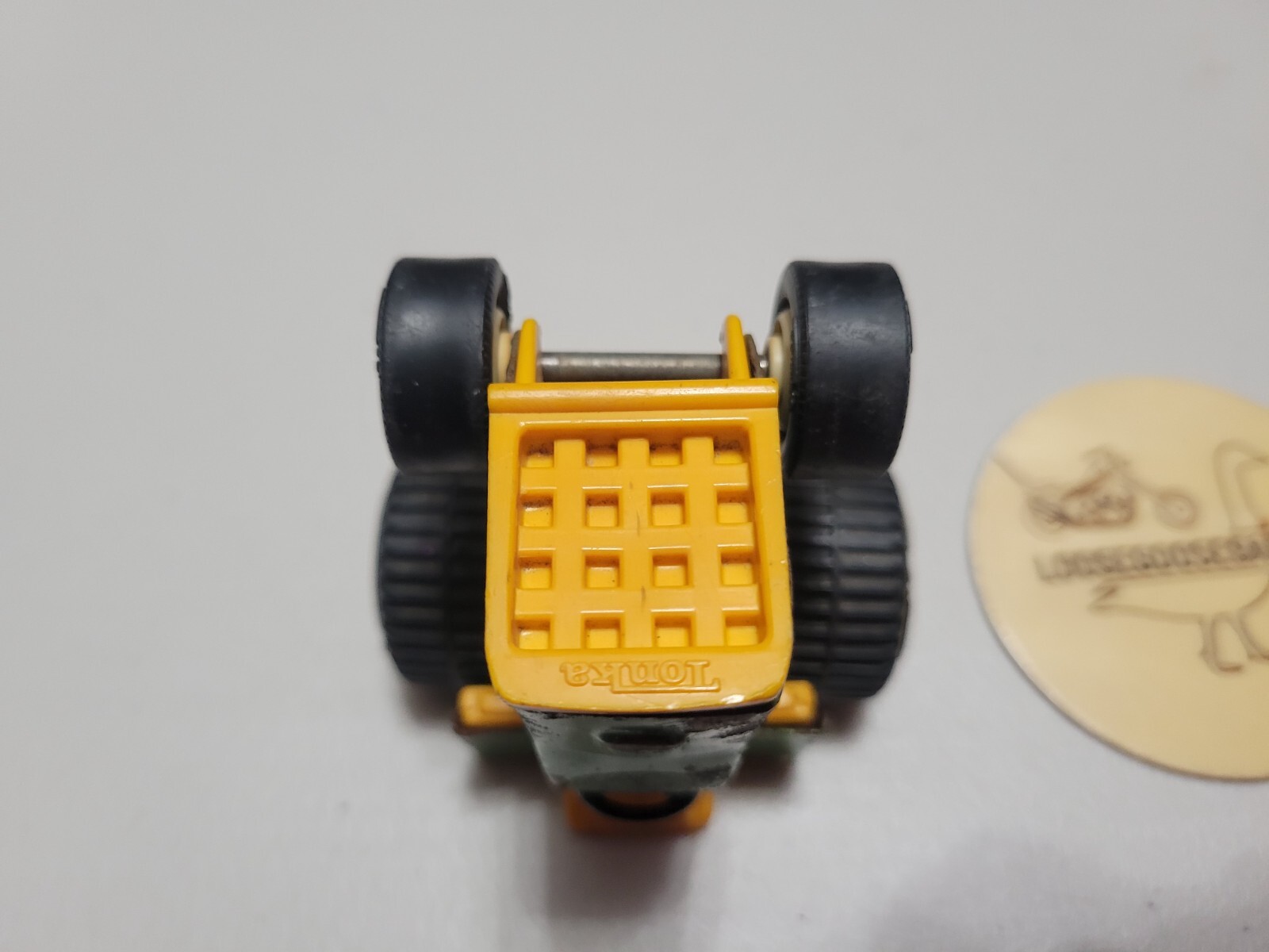 Vintage Tonka 811002 Green Yellow Farm Tractor Plastic Diecast Pressed Steel