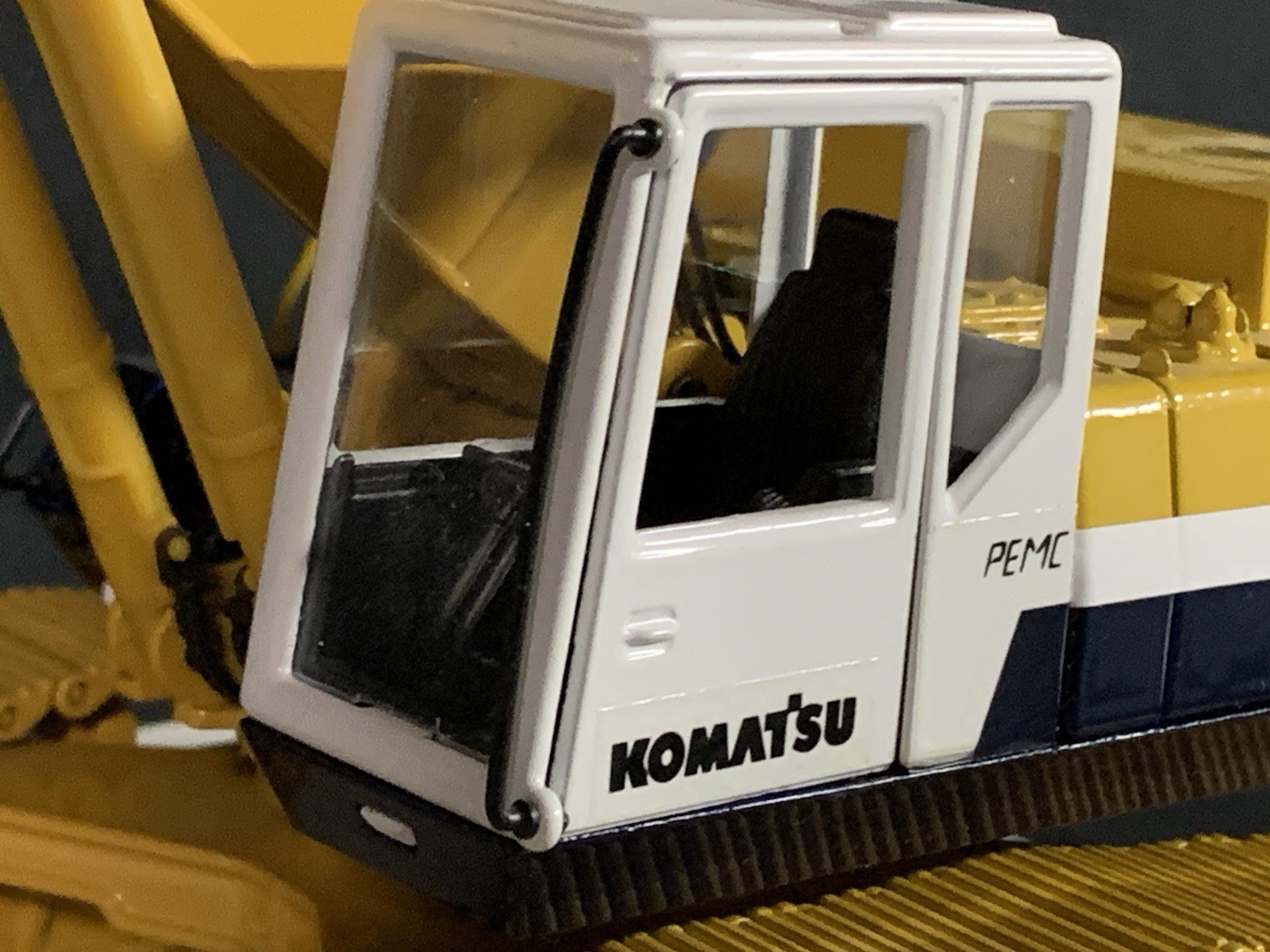 Joal Ref. #186 Komatsu PC400LC 1:32 Scale Die-Cast Excavator LNIB