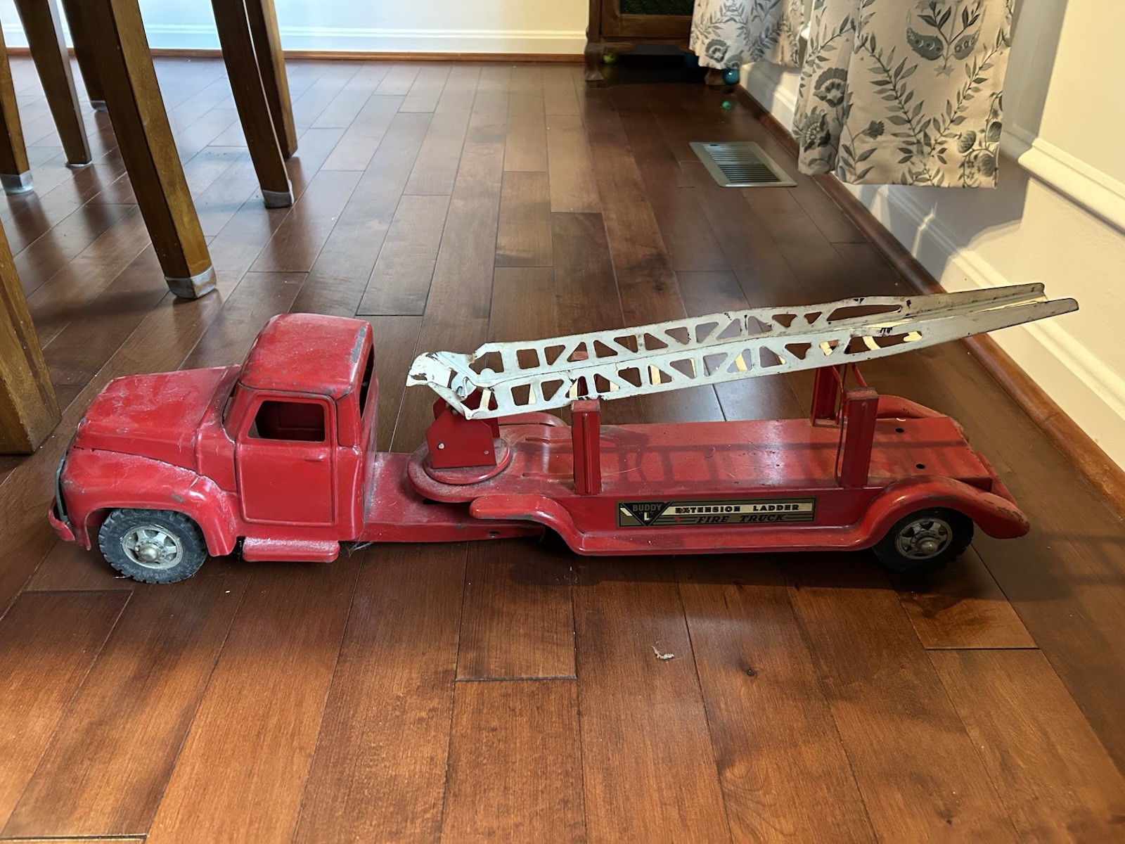 Vintage Buddy “L” GMC Extension Ladder Trailer Fire Truck Display – Antique