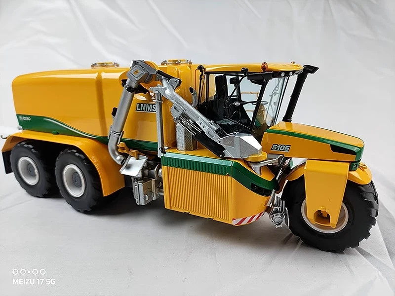 TEKNOPloeger Oxbo AT5150 LNMS Slurry Tanker NEW IN BOX 1:32