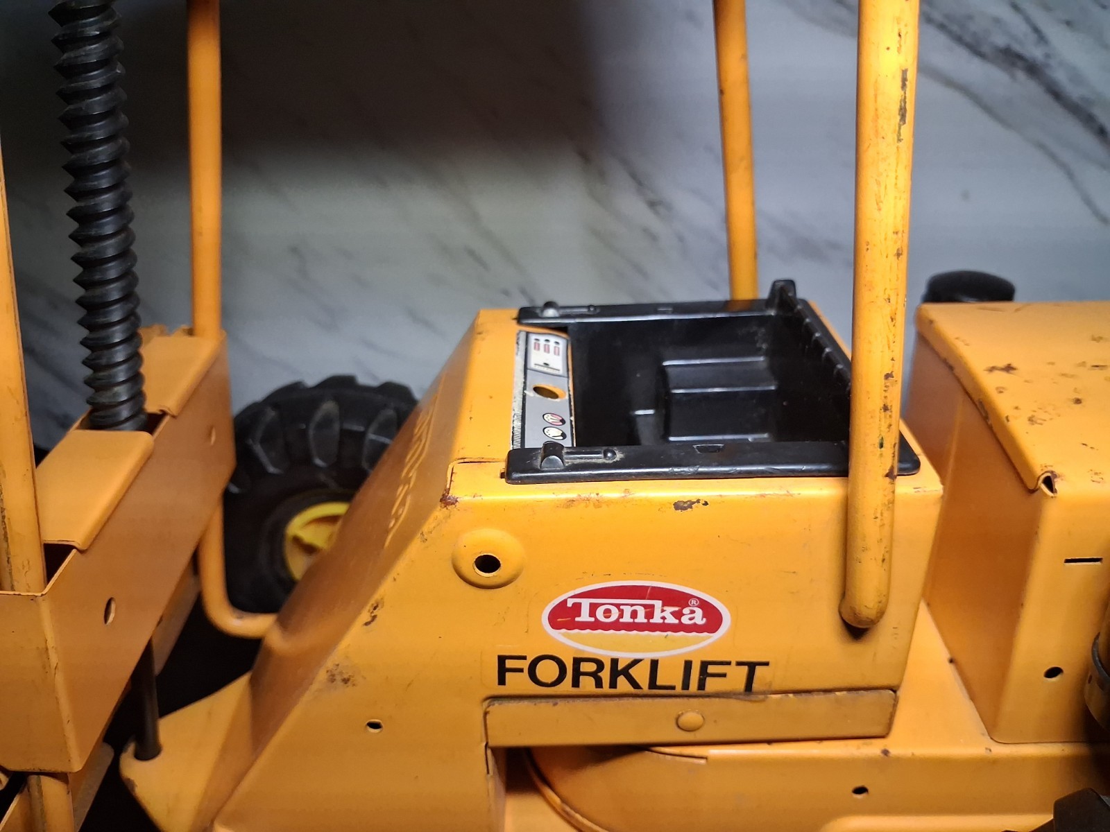 WOW! What a Beauty! Vintage Tonka XMB-975 Mighty Forklift Construction Toy 1975