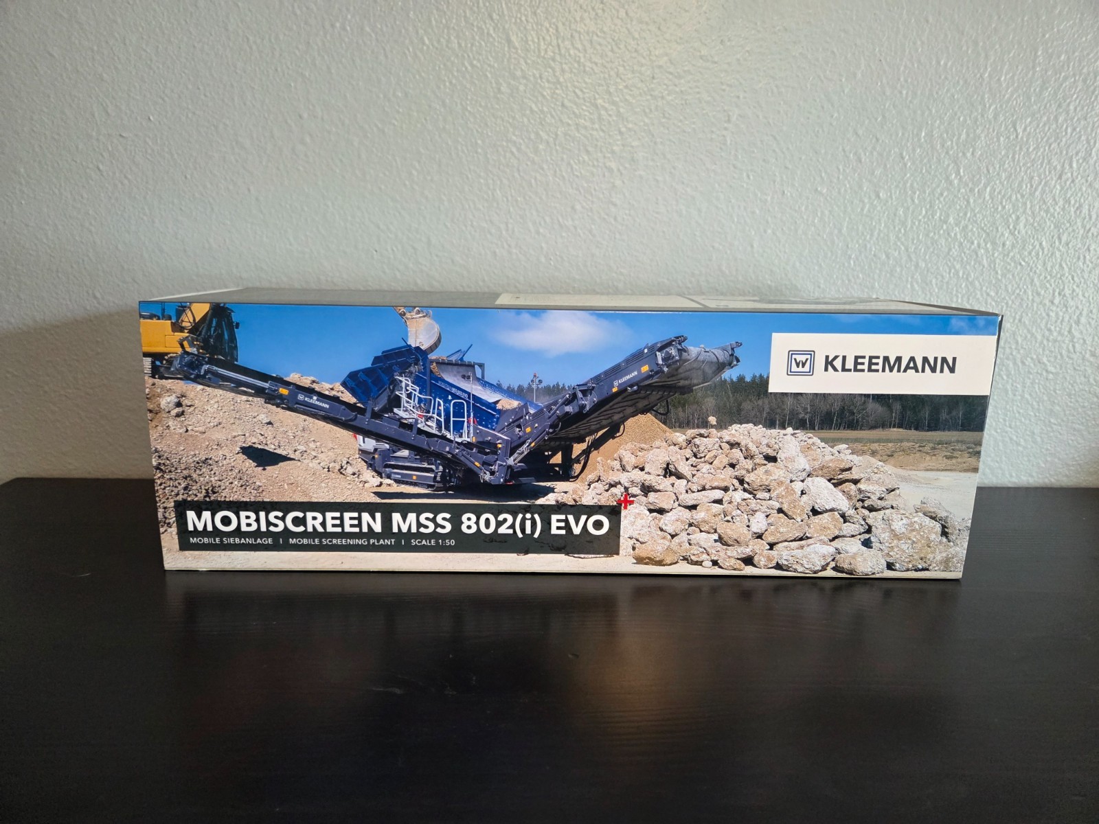 Kleemann MSS 802 Mobile screening Plant NZG 1:50 Scale Model