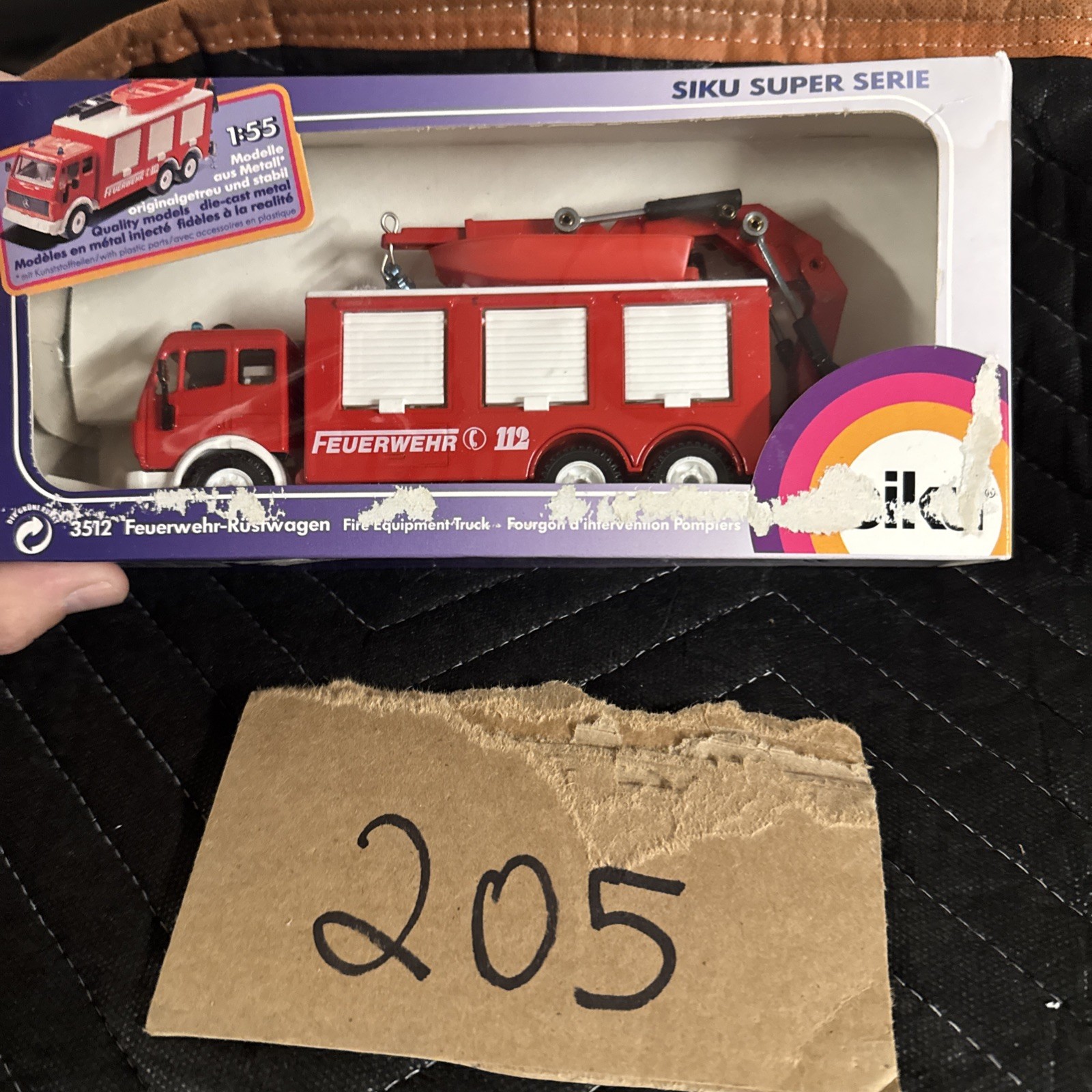 SIKU 3512 ‘FEUERWEHR-RUSTWAGEN FEUERWEHR FIRE EQUIPMENT TRUCK’ 1:55. MIB/BOXED.