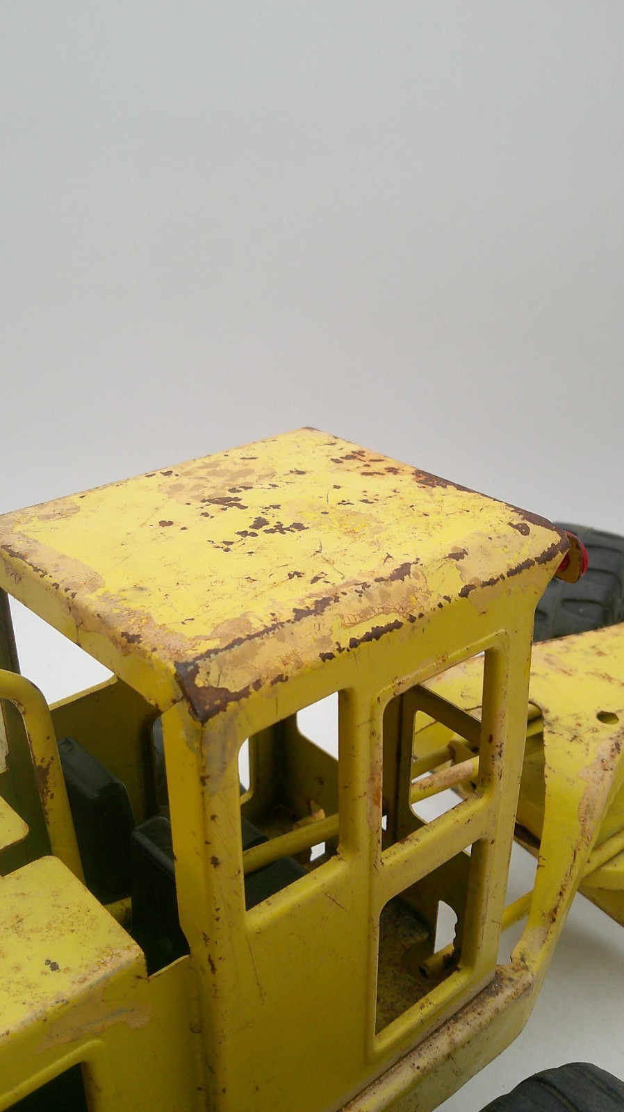 Vintage Tonka Pressed Steel Road Grader MR-970 17.5″ Fair Condition