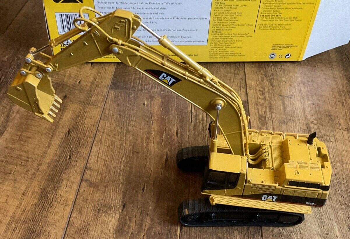 CAT 365B L Series II Excavator 1:50 Scale Norscot 55058