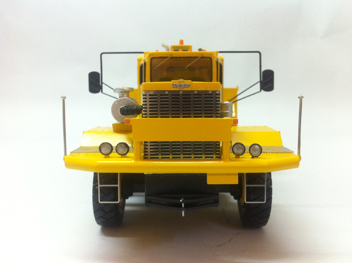 Resin 1/50 Oshkosh J30120 6×4 Prime Mover – Ready Built by Fankit Models