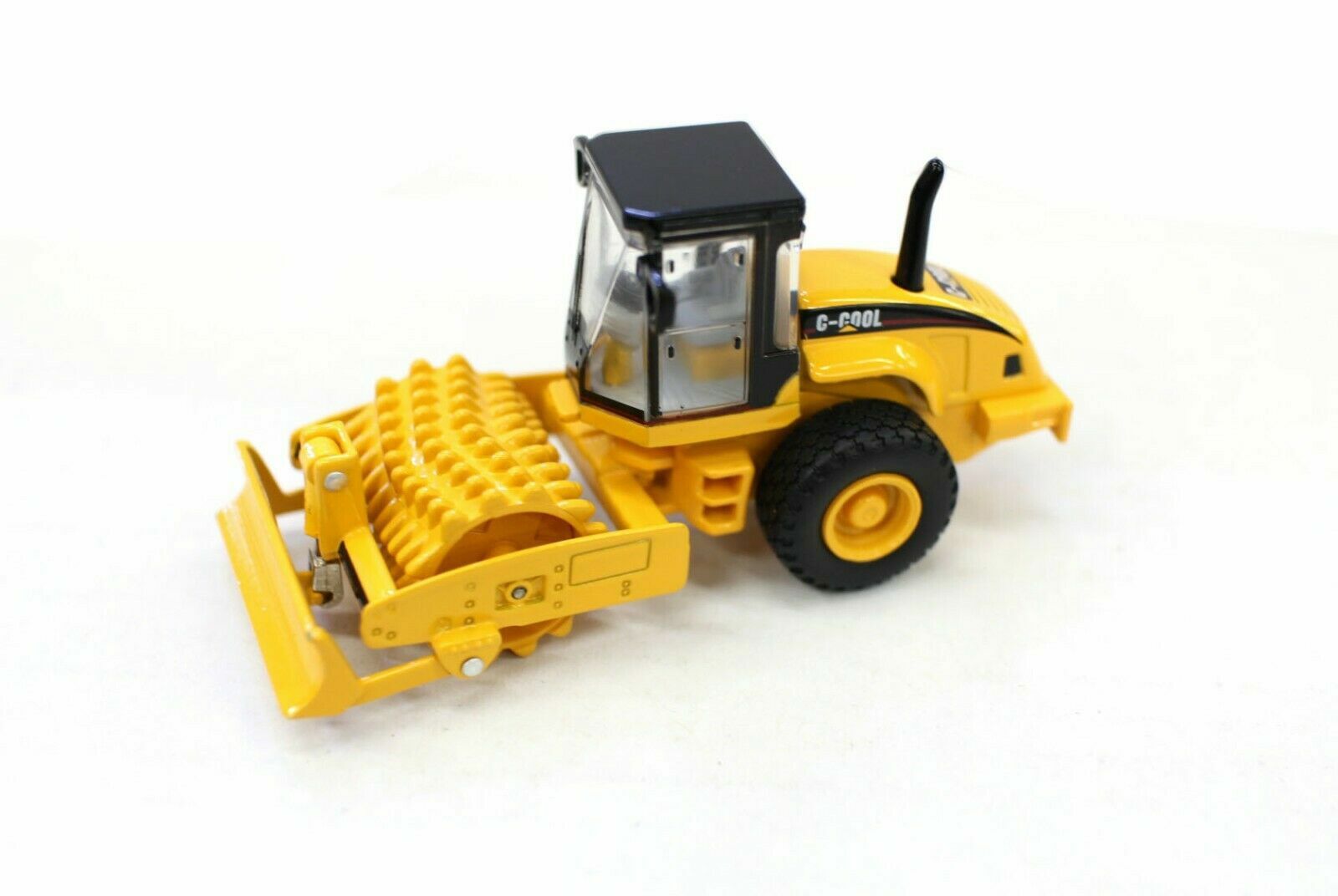 1/64 Scale C-COOL Padfoot Drum Vibratory Soil Compactor Road Roller Truck Model