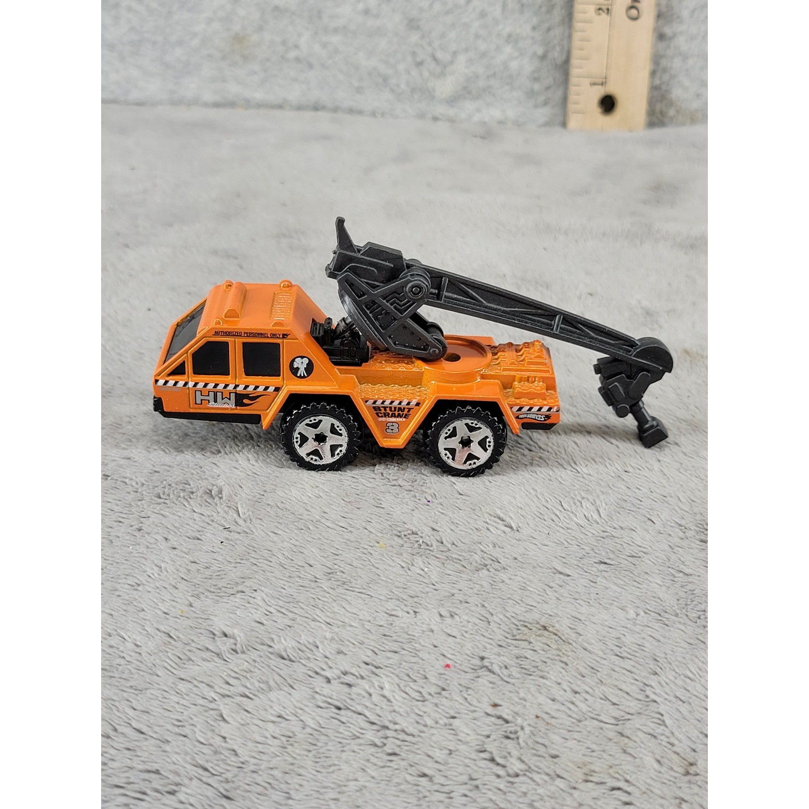 Hot Wheels Stunt Crane Orange Diecast Construction Truck 1988 Malaysia Vintage