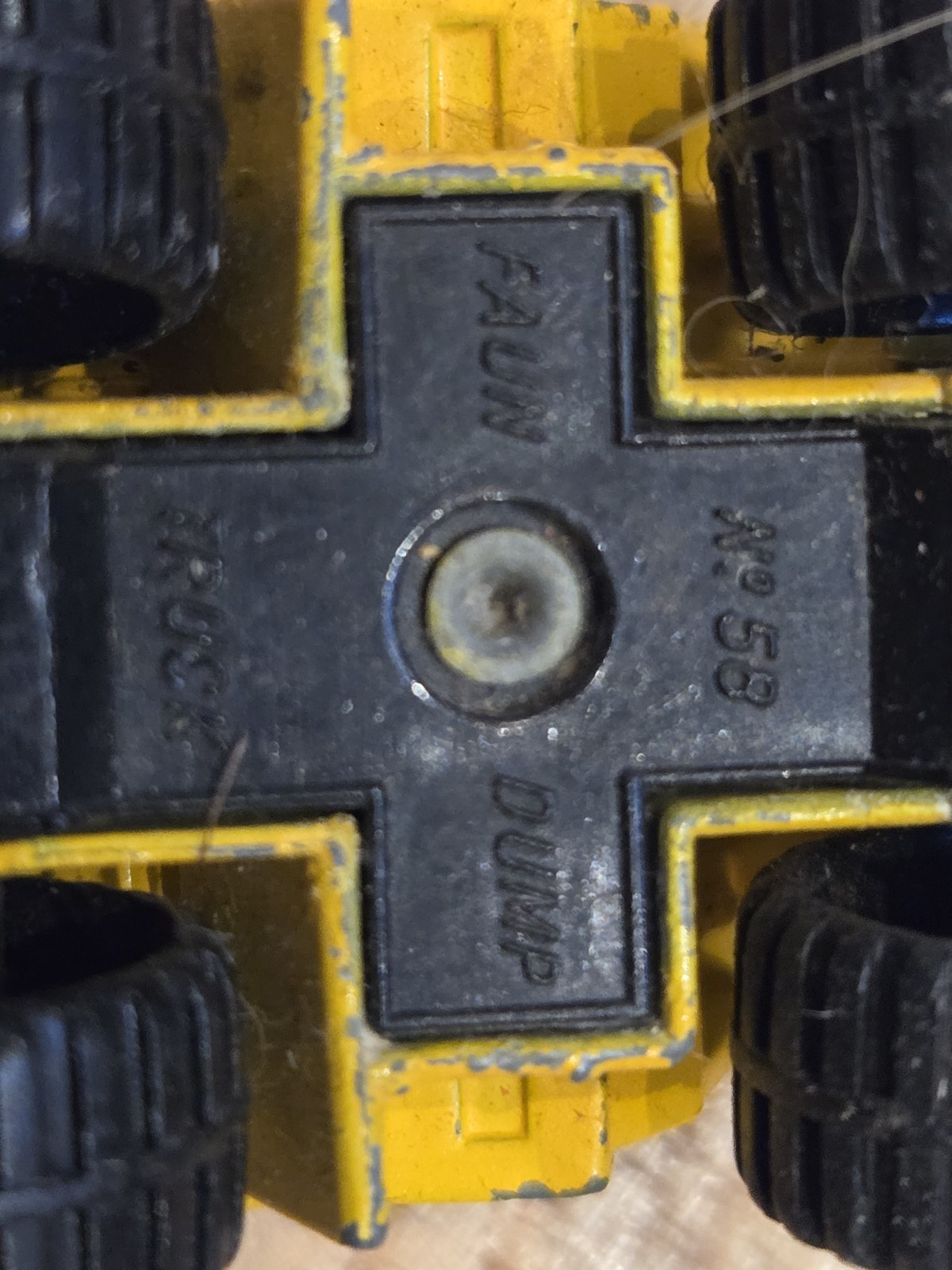 Matchbox Faun Dump Truck Diecast Metal – Yellow Black 1976