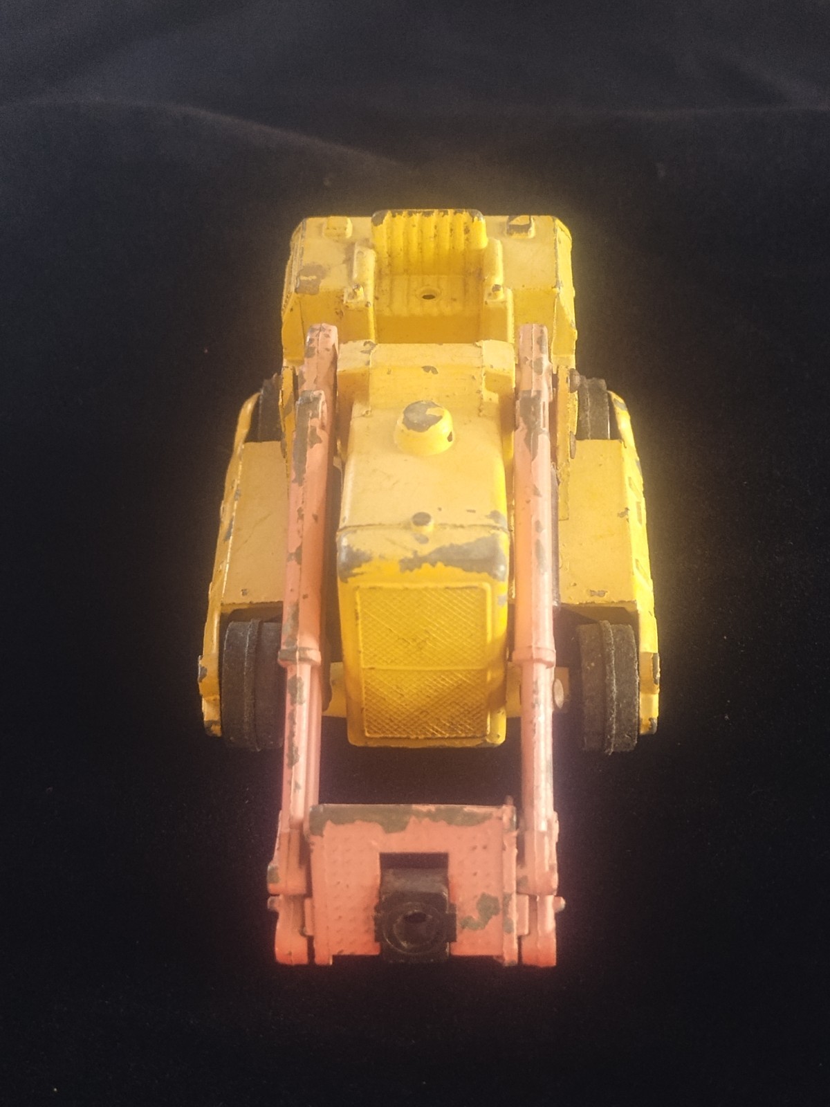 Matchbox King Size Caterpillar Excavator Yellow/Orange Diecast 1970
