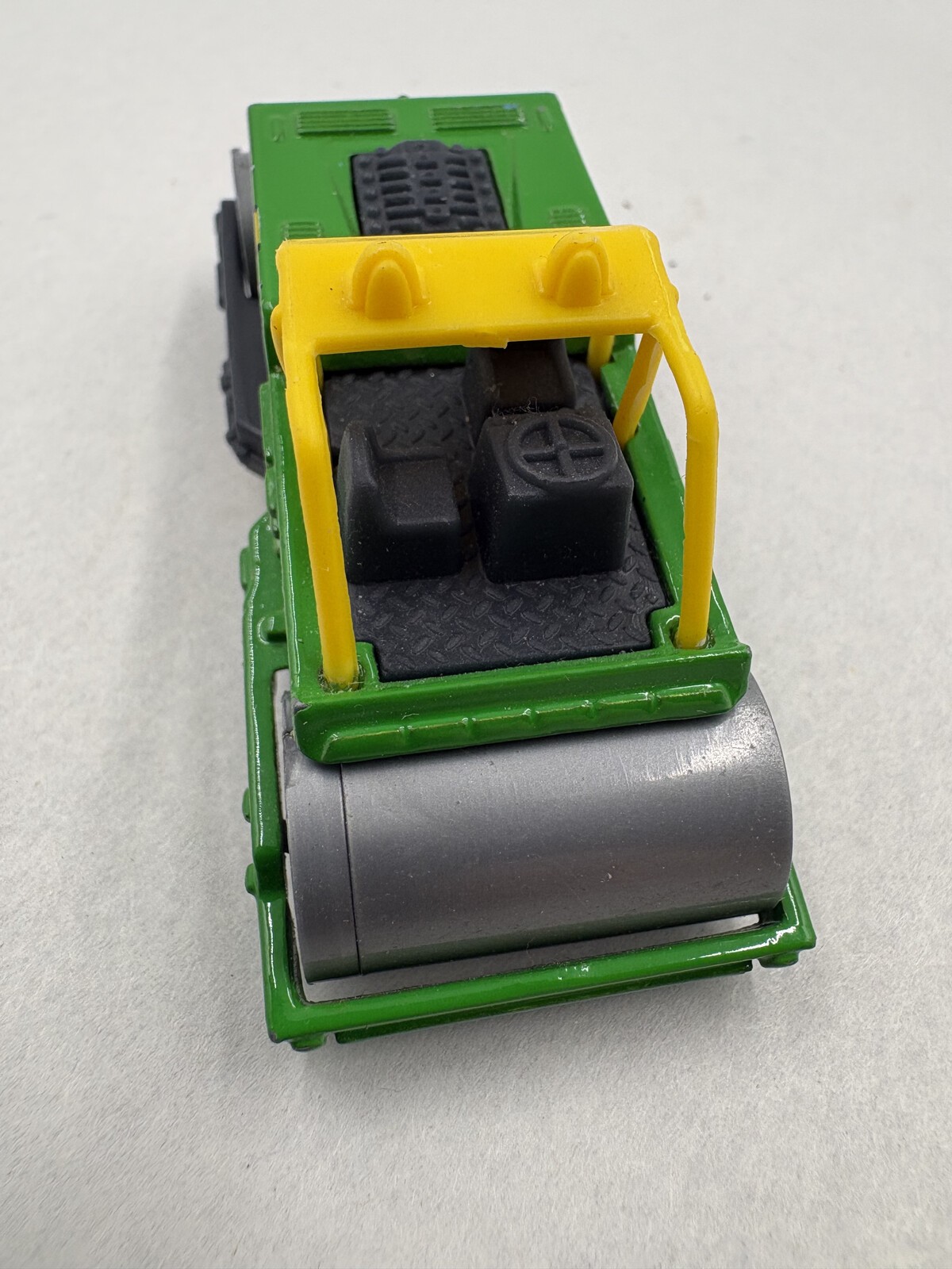 2002 Matchbox MB492 Road Roller Green Build ‘n Bash Diecast