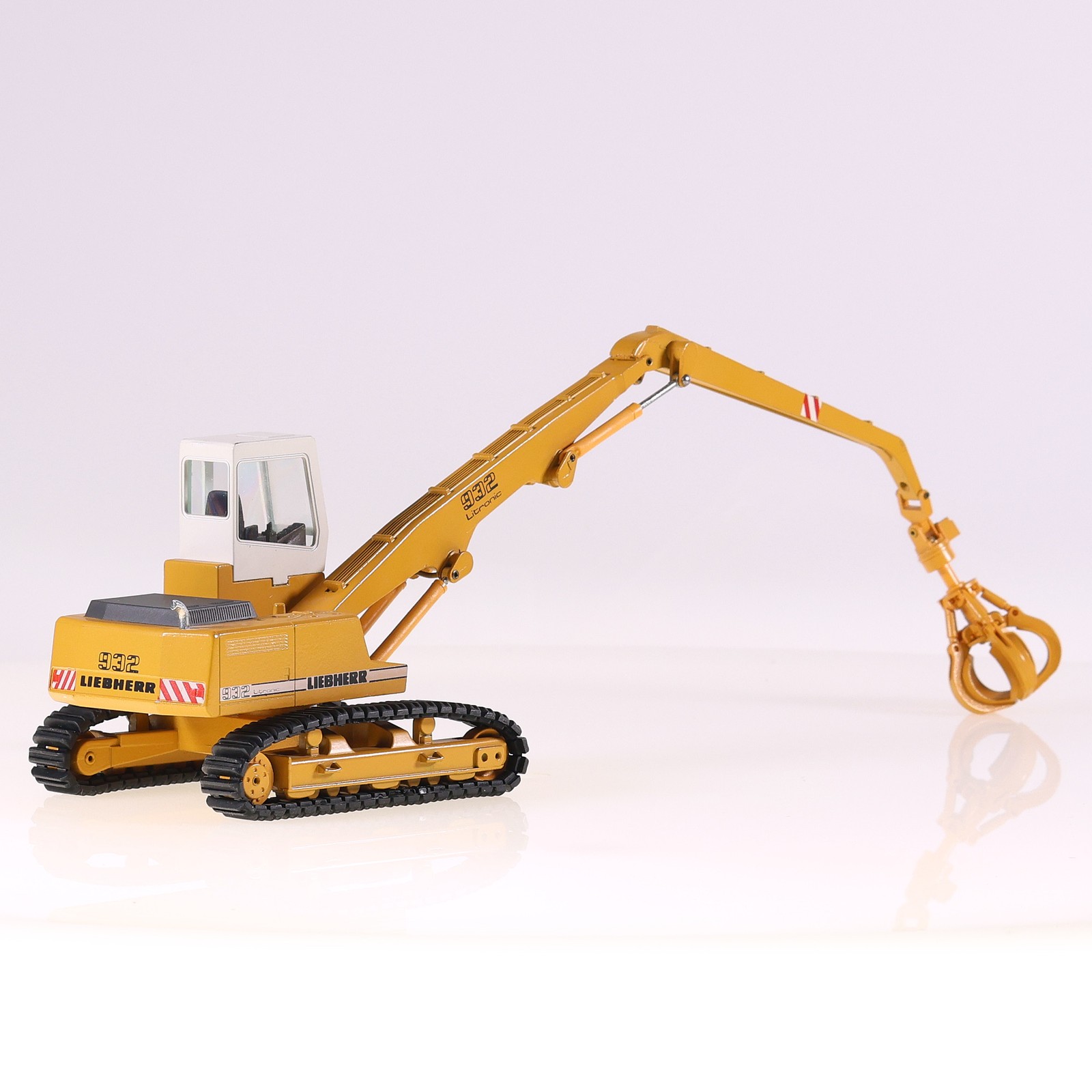 Conrad 932 Litronic Liebherr 2832 1/50 Yellow Metal Scale Model With Box