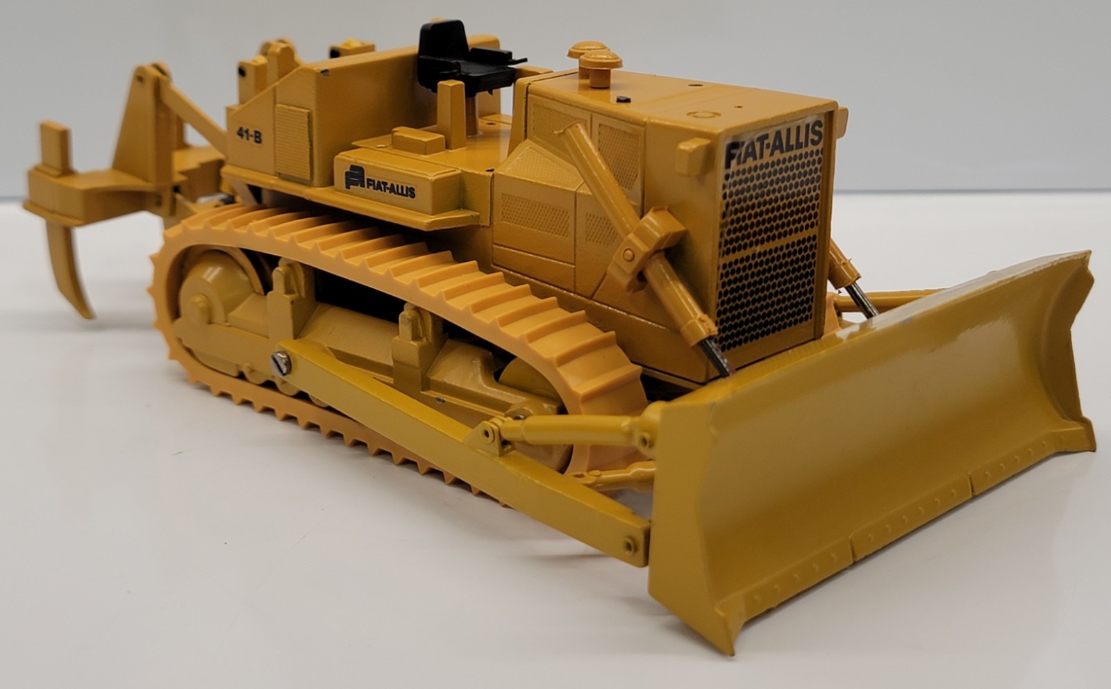 Vintage Gescha Fiat-Allis 41-B Bulldozer 1:50 Diecast Model Made in West Germany