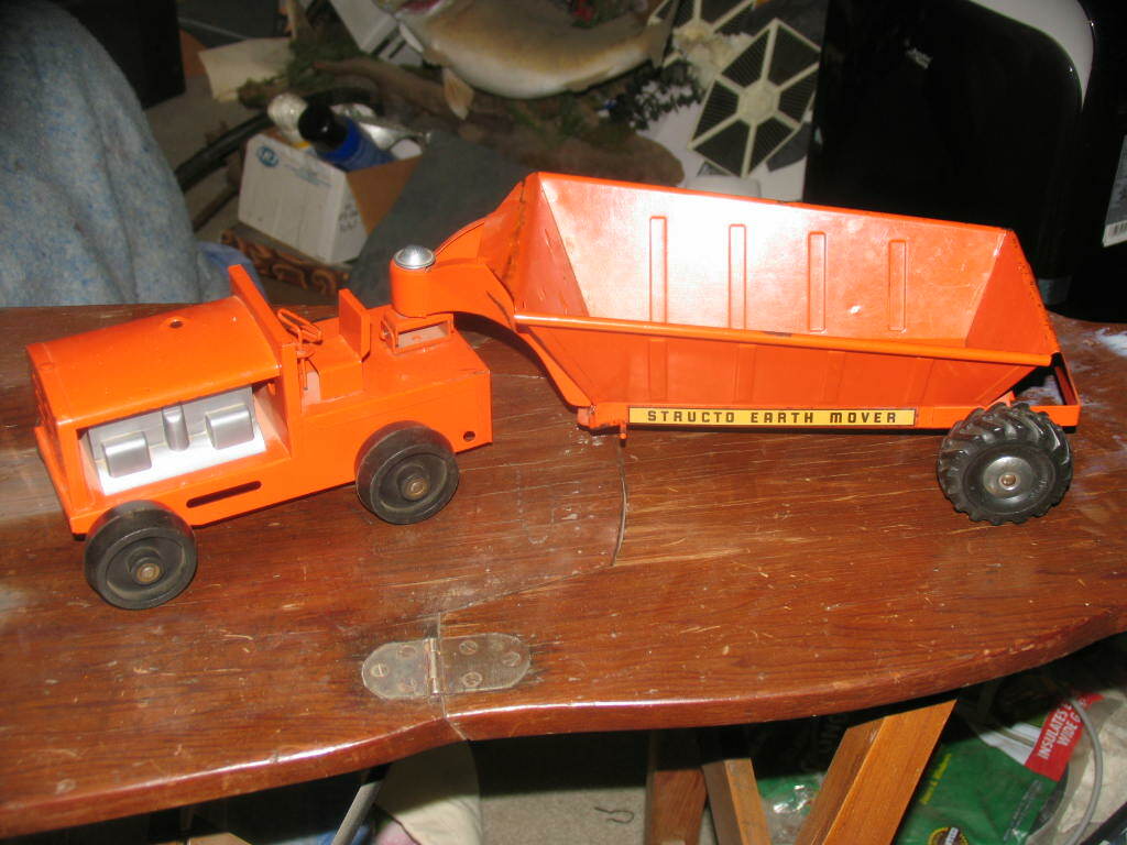 Vintage 1950’s Structo Bottom Dump Earth Mover Construction Orange Steel Toy USA