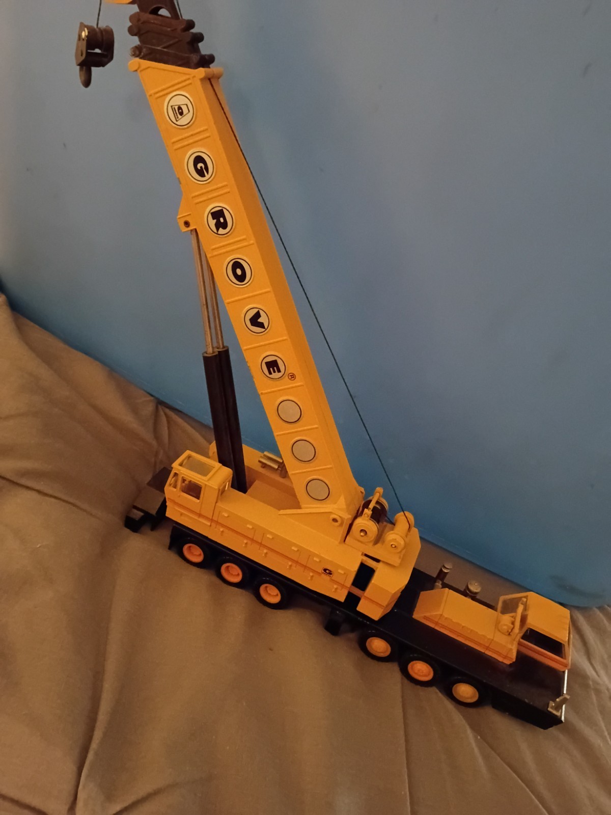 NZG #152 Grove TM1500 Extended Long Reach Boom Mobile Crane 1:55 Scale