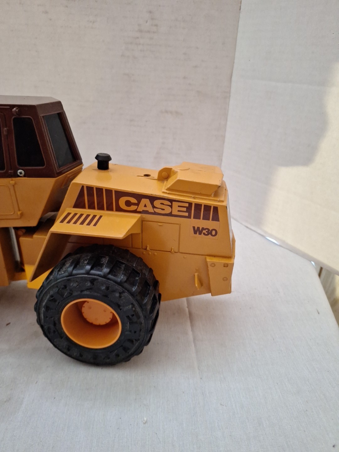 ST Vintage Ertl Case W30 Front End Loader