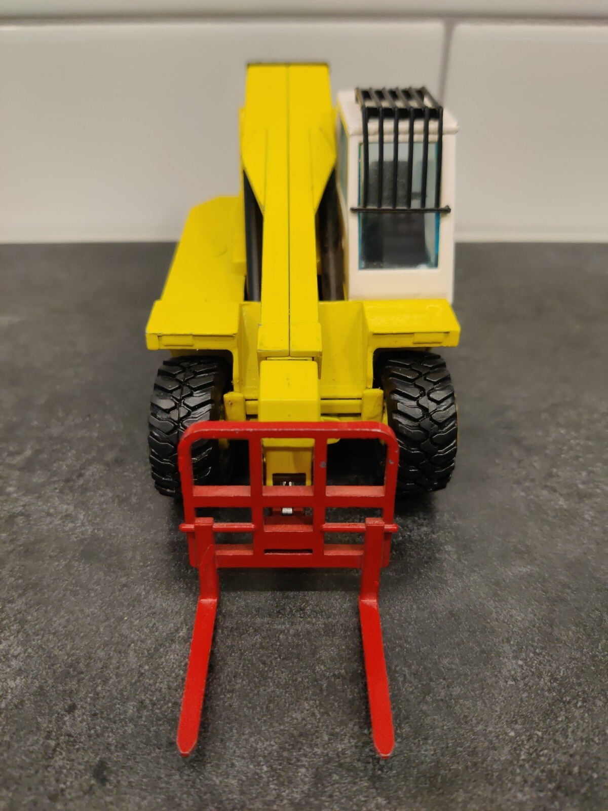 NZG Modelle #175 JCB 520 Telescopic Handler Fork Truck 1:35 W Germany Diecast