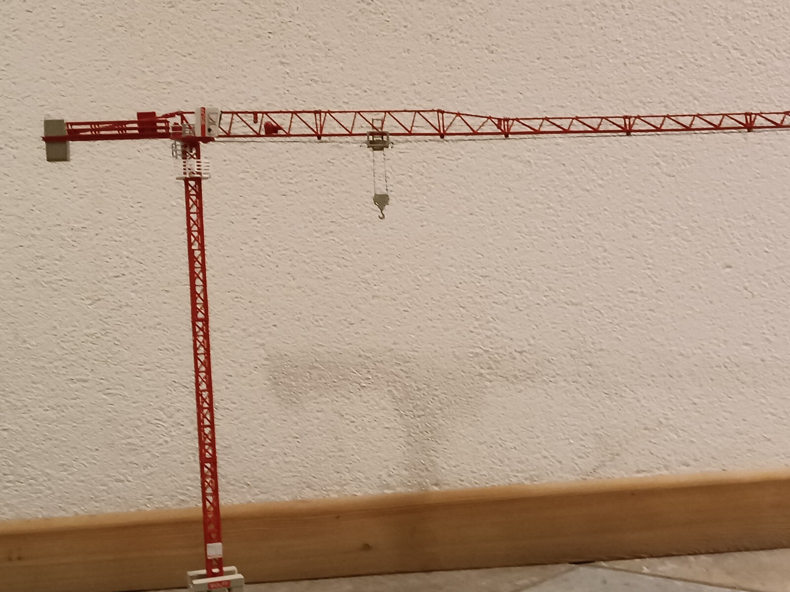 Wolff Tower Crane By Ros 1/87 Die Cast Model Wolff Tower Crane Action Figure