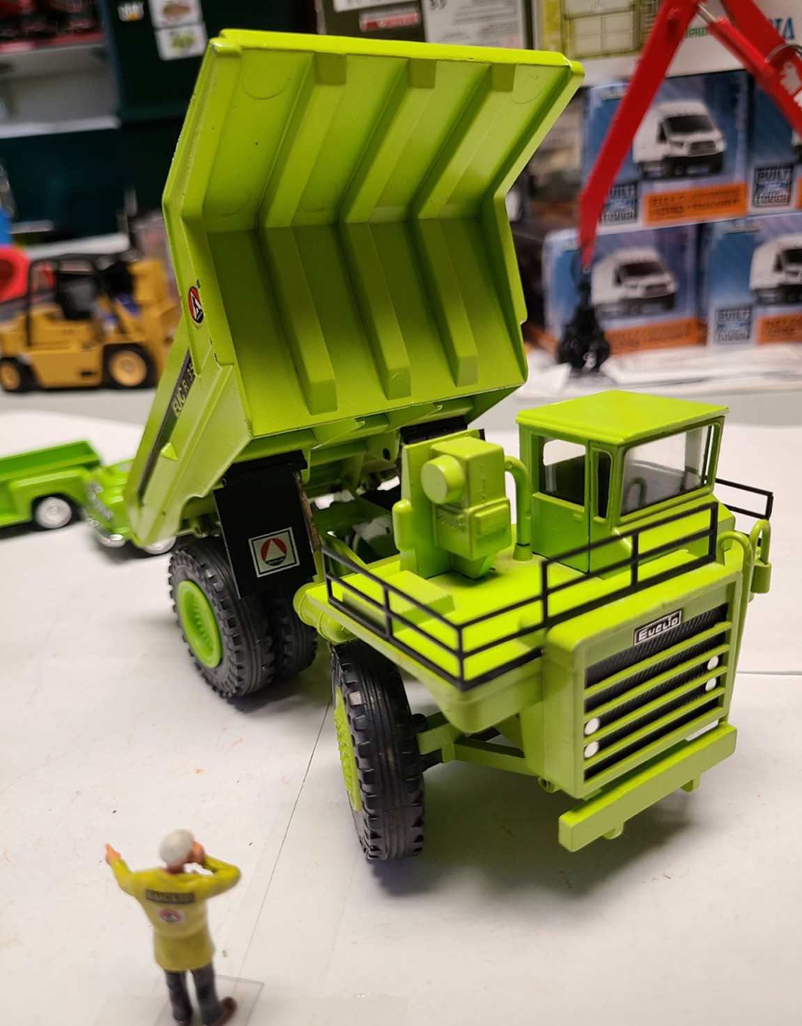 1/50 EUCLID Mining Dump Truck – Conrad R-35 – FREE SHIPPING !!!