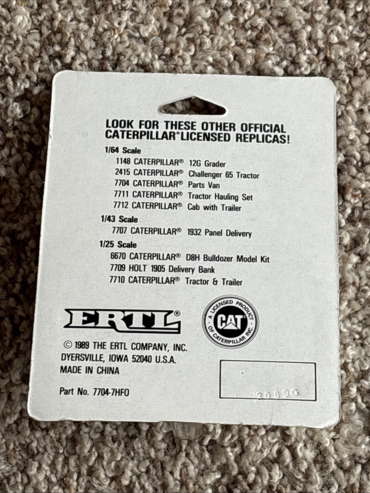 CAT Caterpillar Parts Van 1/64 ERTL Delivery Truck Heavy Machinery 1989