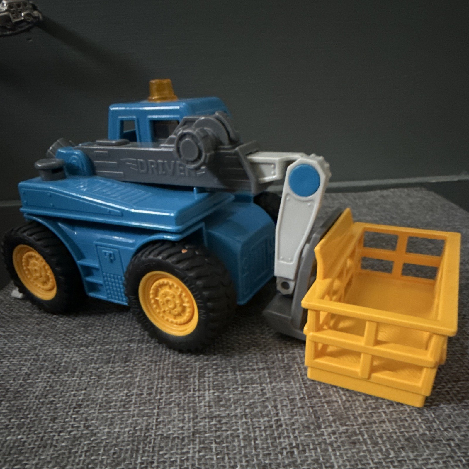 Driven by Battat Construction Vehicle Lift Truck w/ Basket Blue/Yellow Plastic