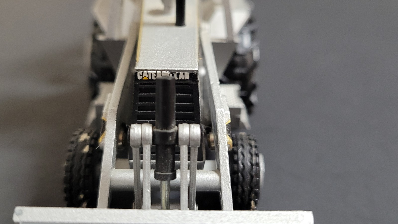 1:50 Scale Diecast CAT 416 Backhoe Loader- SILVER Limited Edition – NZG 285