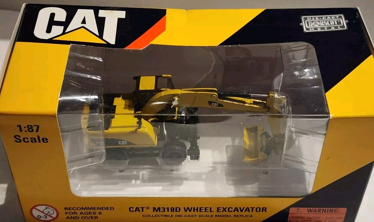 Norscot Scale Models CAT M318D Wheel Excavator 1:88 Scale