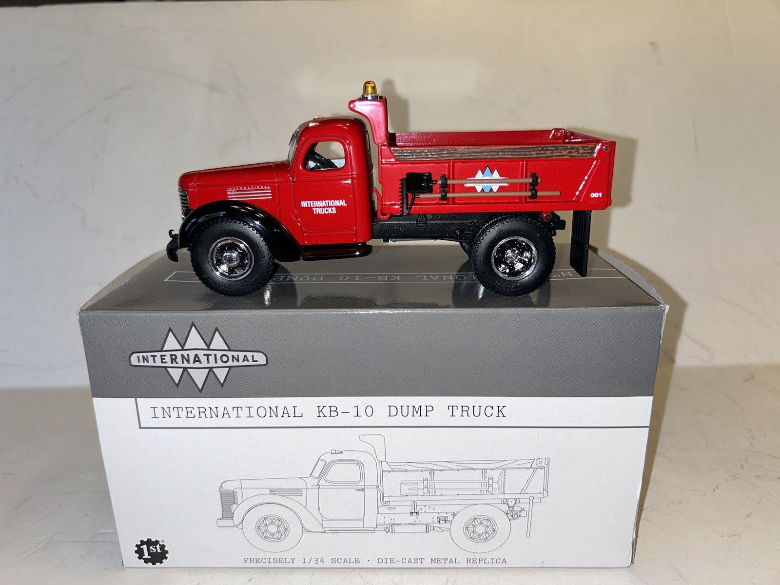 First Gear 19-2682 International KB-10 Dump Truck 1/34 Scale