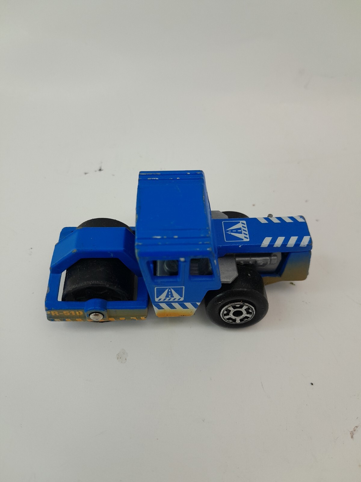 Vintage ￼Matchbox 1979 Blue Road Roller PR-510 Black White Two Tone￼