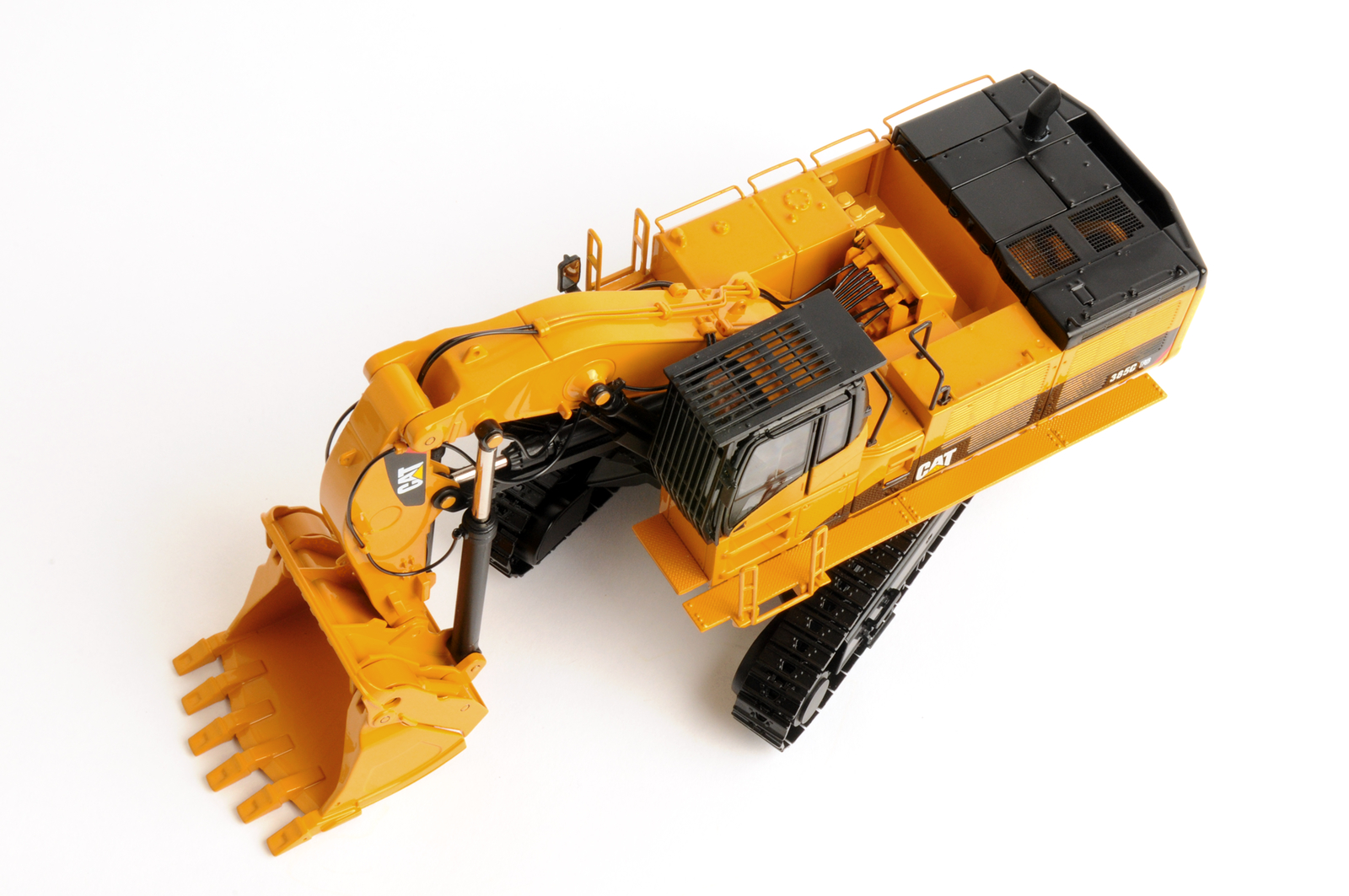 Caterpillar 385C FS Shovel – 1/48 – CCM – Diecast – Brand New 2012