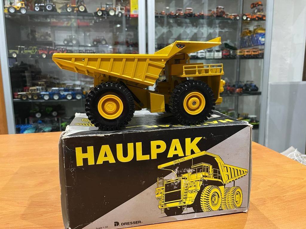 Dresser Haulpak limited edition rare