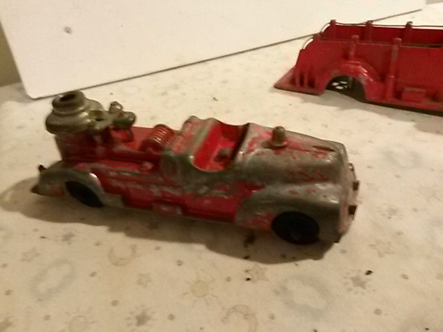 Metal Masters Fire Dept truck lot 2 red vintage pressed steel 300-M