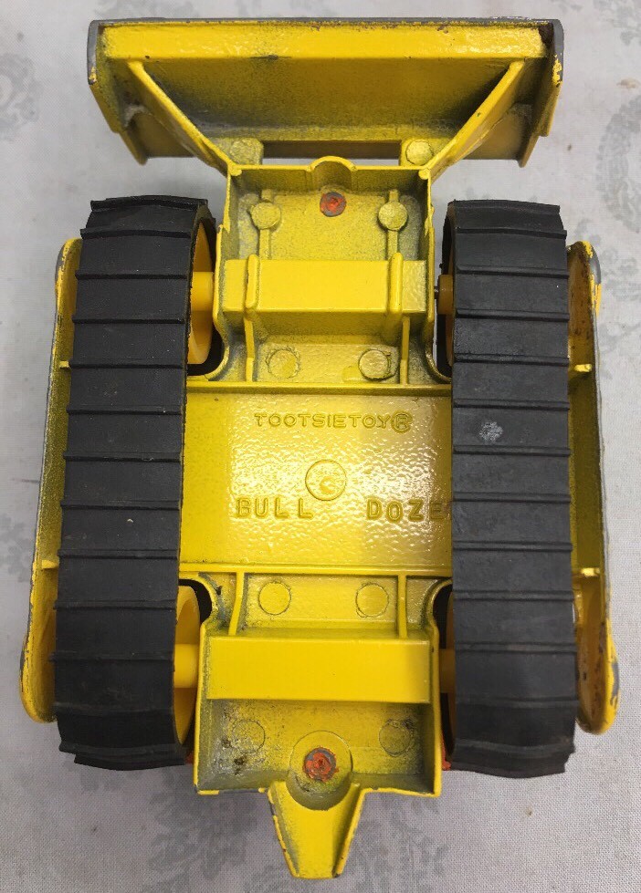 VTg.~NICE~1960’s Vintage Tootsie Toy Bulldozer Tootsietoy ~ Ships Free And Fast