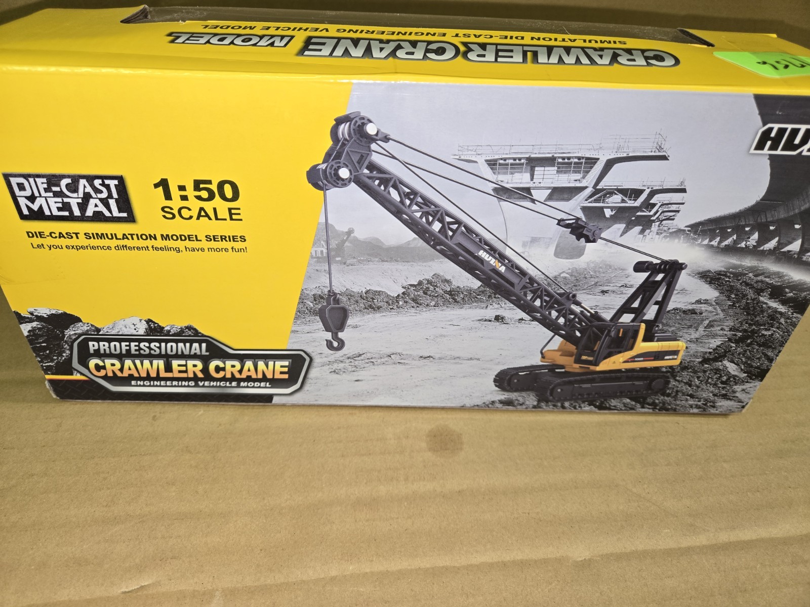 Crawler Crane Simulated Die Cast Toy 1/50 Scale New