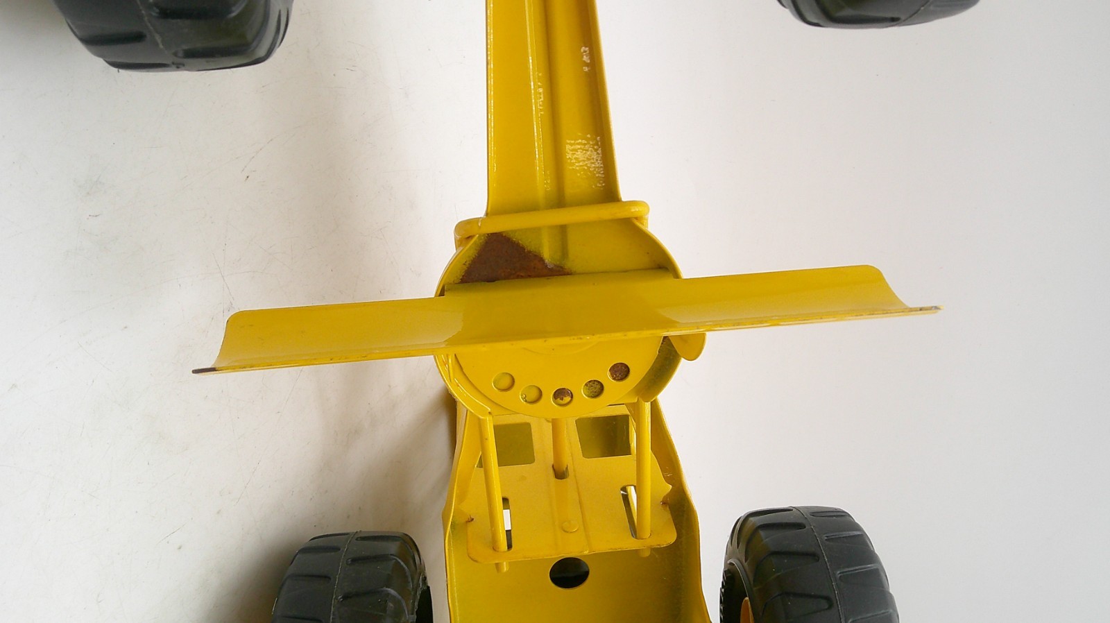 Vintage 1970s Metal Yellow 17″ Tonka Grader Used Condition