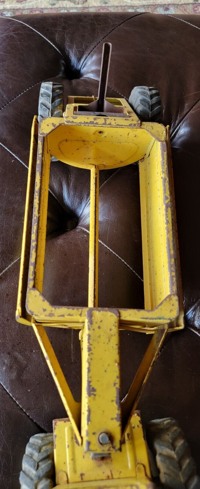 VINTAGE 1950’S NYLINT TOYS YELLOW TOURNEAU TOURNAHOPPER PRESSED STELL DUMPER